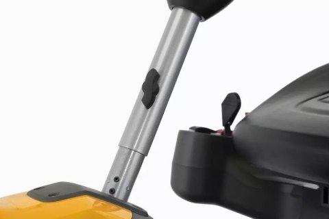 Traktor ogrodowy Park 500 W + Combi 95 Q Plus Zestaw Promocyjny Traktorek Traktor ogrodowy Park 500 W + Combi 95 Q Plus Zestaw Promocyjny Traktorek